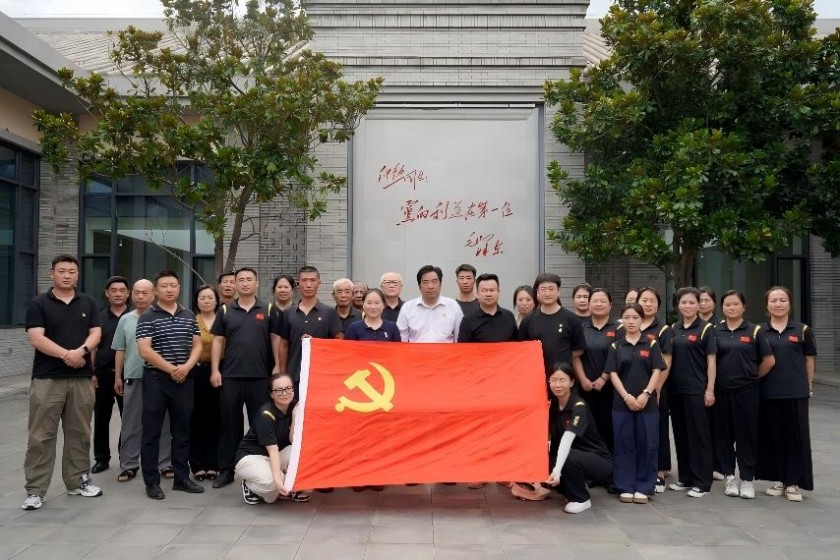 宝鸡三和职业学院赴富平县爱国主义教育基地开展主题党日...