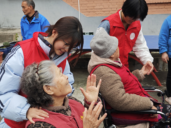 宝鸡三和职业学院2025年“敬老月”活动圆满结束